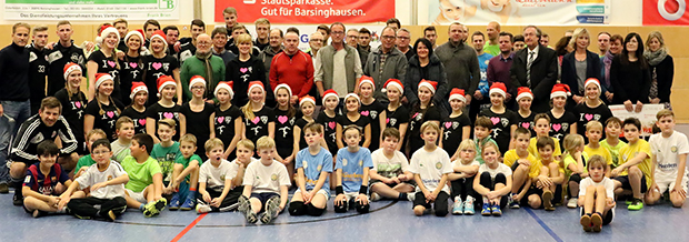 Gaststars: Vorführungen von Grundschulkindern und Turnerinnen des TSV Kirchdorf gehörten zum diesjährigen Show-Programm. Fotos: uw