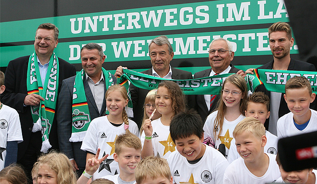WM-Pokal-1