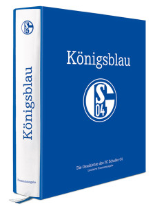 Dicker Wälzer: „Königsblau“ – ein Muss für jeden Fan vom S04. Das Werk gibt es auch in einer limitierten Premium-Ausgabe.