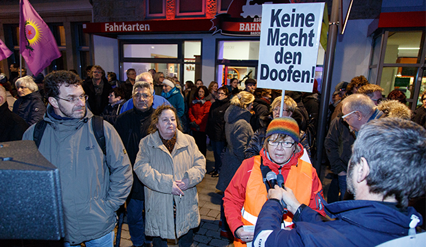 Zeichnete für die Demo verantwortlich: Sybille Bruchmann-Busse vom Bündnis Barsinghausen ist bunt. foto:kasse