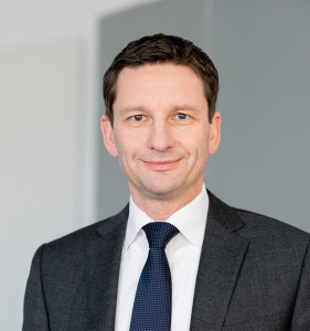 Ist zufrieden: Vorstandsmitglied Matthias Battefeld ist bei der Hannoverschen Volksbank auch für die Geschäfte in Barsinghausen zuständig.