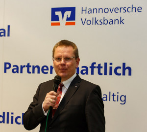 Präsentator: Dirk Heinrich, Regionaldirektor der Hannoverschen Volksbank.