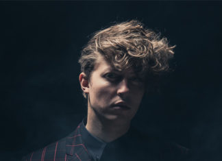 Tiemo Hauer mit neuer CD und Tourstation im Capitol