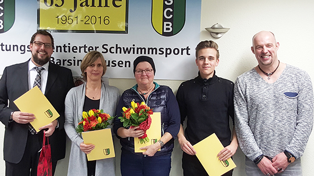 SCB-Jubilare: Von links Thomas Struß, Regina Struß, Beate Oppermann, Sven Geilmann und Torsten Sander (2. Vorsitzender). Foto: privat