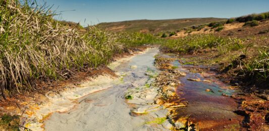 Land fördert innovatives Pilotprojekt zum Umgang mit Hafensedimenten an der Unterweser